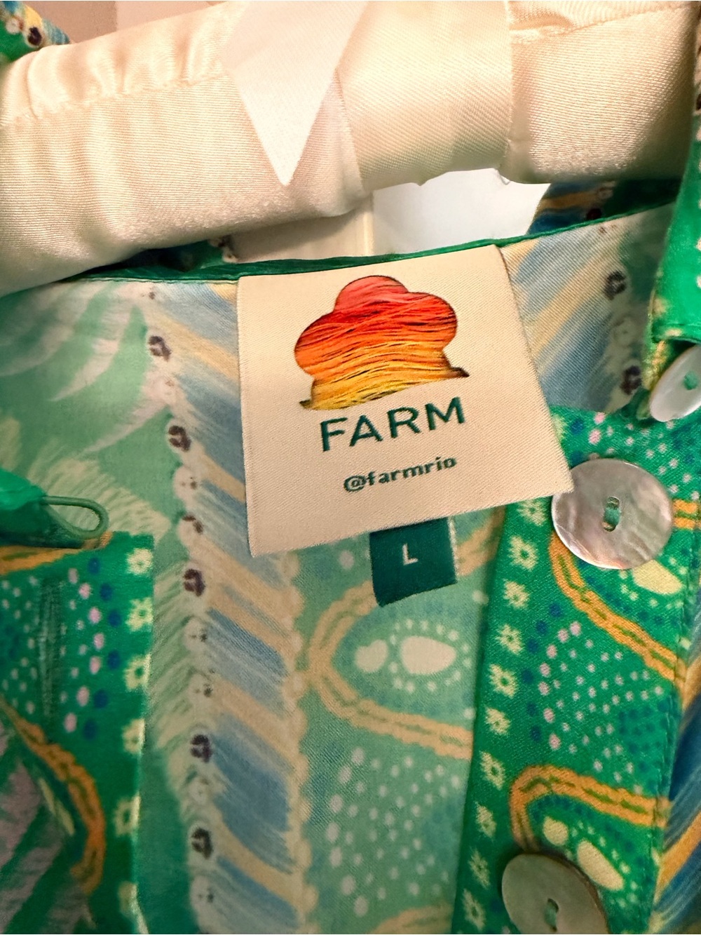 FARM Rio Green Macaw Scarf Chemise Dress Like New - Picture 5 of 5